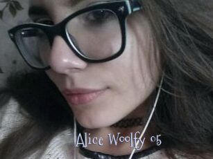 Alice_Woolfy_05
