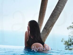 AlyonaM