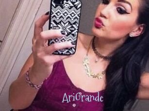 AriGrande