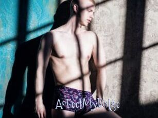 A0FeelMyBulge