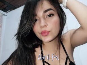 Abril_fox
