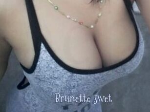 Brunette_swet