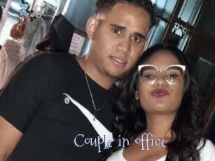 Couple_in_office
