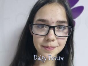 Daisy_Devine