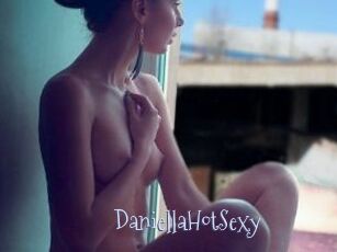 DaniellaHotSexy