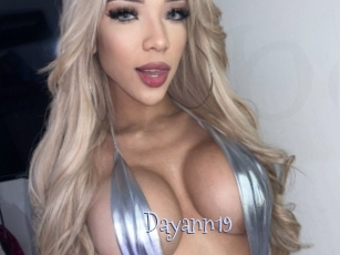 Dayann19