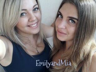 EmilyandMia Faceporno