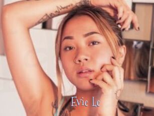 Evie_Le