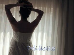 ForbiddenKiss_