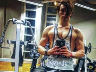Hunkmale