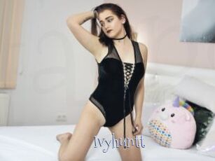 Ivyhuntt