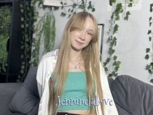 Jenninelabove