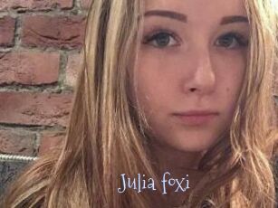 Julia_foxi