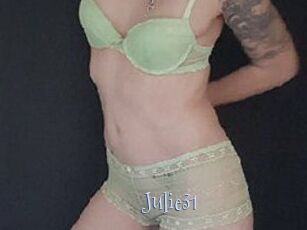 Julie31