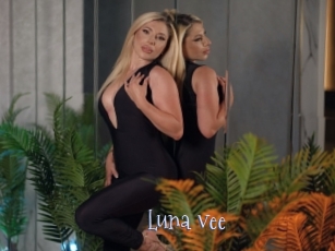 Luna_vee