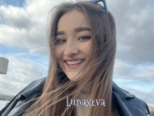 Lunaxeva