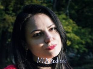 MIA_seduce