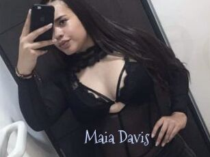 Maia_Davis