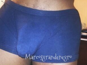 Marcos_grande_negro