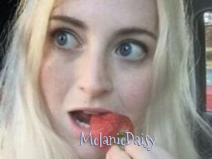Melanie_Daisy