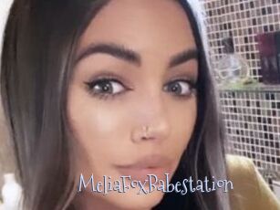 MeliaFoxBabestation