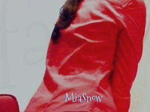 MiaSnow