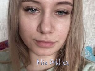 Mia_Gold_xx