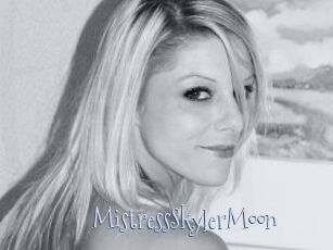 MistressSkylerMoon