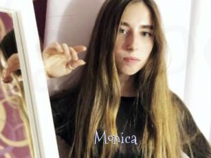 Monica_