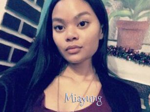 Mia_yung