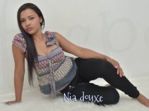 Nia_douxe