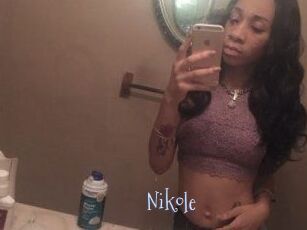 Nikole_
