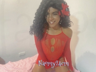 Naomy24cm