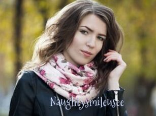 Naughtysmileusee
