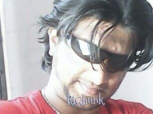 RIQhunk Faceporno