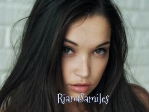RianaSamiles