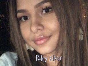 Riley_silver