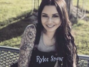 Rylee_Snow
