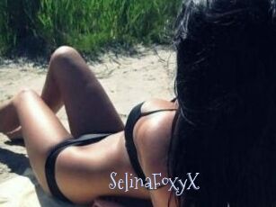 SelinaFoxyX