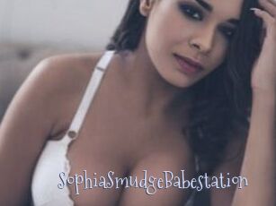 SophiaSmudgeBabestation