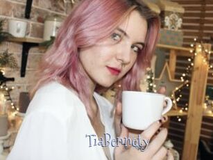 TiaBennety