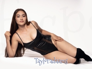 Tayloradaams