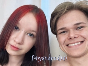 Tonyandmialun