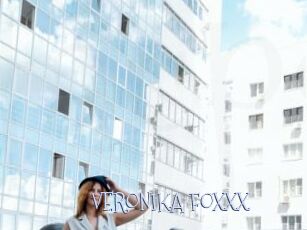 VERONIKA_FOXXX