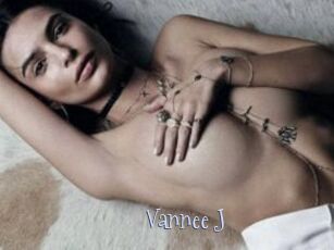 Vannee_J