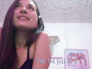 Vale_ria_feet